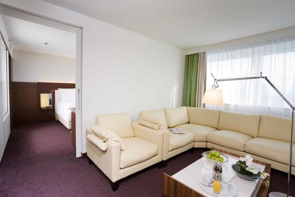 Hotel Pullman Colonia Exterior foto